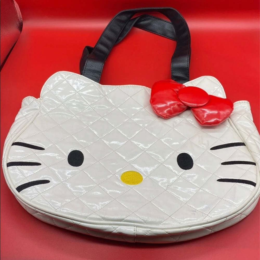 Hello Kitty White Quilted Face Red Bow Loungefly Tote Bag